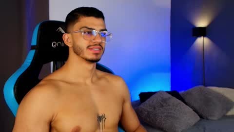 axel stein NEW ACCOUNT online show from 02-01-25, 12:40