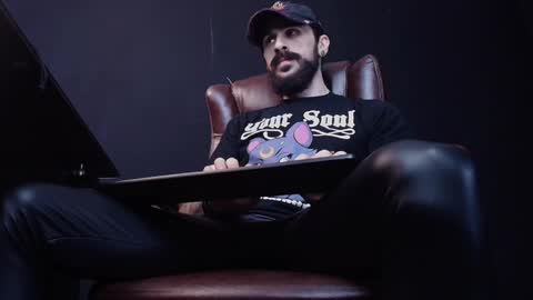 AxelColton online show from 01-28-25, 10:34