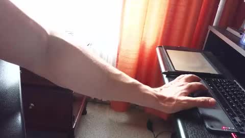 axelcr0ss online show from 10-28-25, 09:06