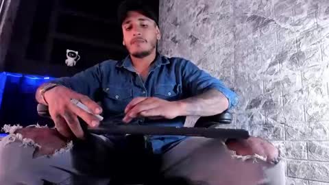 Axell Cross2 online show from 11-03-25, 06:42