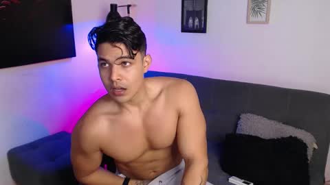 axell online show from 11-21-25, 05:33