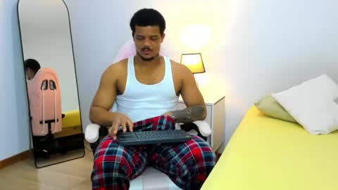 Snapshot of axelldasilva chatting on 07-10-26, 12:37 AXEL DA SILVA online show from 07-10-26, 12:37
