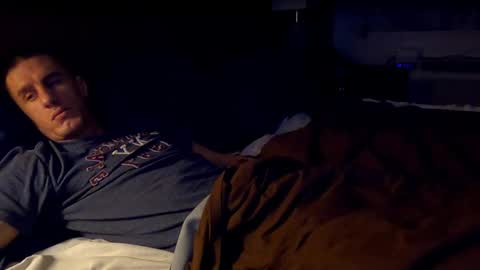 Snapshot of axl_fx chatting on 12-25-24, 03:40 Axl online show from 12-25-24, 03:40