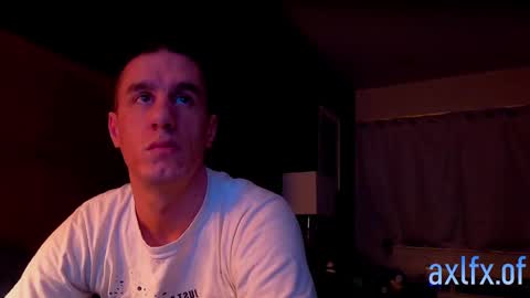 Snapshot of axl_fx chatting on 01-02-25, 10:48 Axl online show from 01-02-25, 10:48