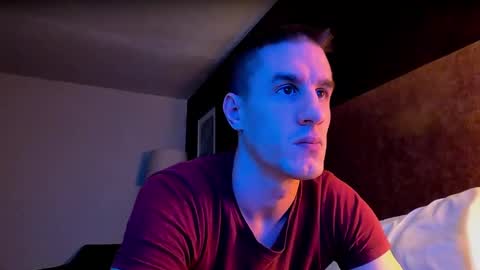 Snapshot of axl_fx chatting on 02-13-25, 03:18 Axl online show from 02-13-25, 03:18