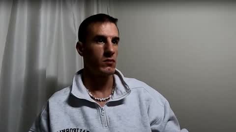 Snapshot of axl_fx chatting on 09-23-25, 01:08 Axl online show from 09-23-25, 01:08