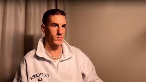 Snapshot of axl_fx chatting on 09-25-25, 12:36 Axl online show from 09-25-25, 12:36