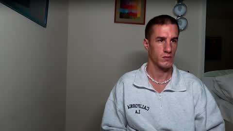 Snapshot of axl_fx chatting on 10-02-25, 10:50 Axl online show from 10-02-25, 10:50