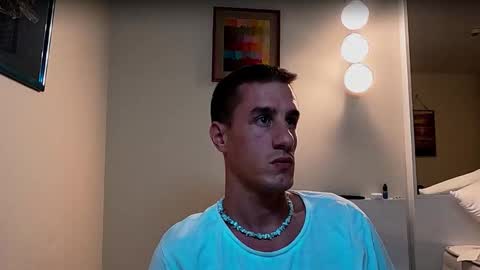 Snapshot of axl_fx chatting on 10-04-25, 04:49 Axl online show from 10-04-25, 04:49