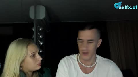 Snapshot of axl_fx chatting on 10-24-25, 10:50 Axl online show from 10-24-25, 10:50