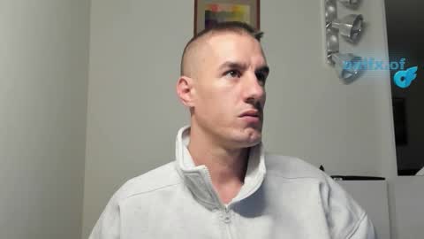 Snapshot of axl_fx chatting on 11-13-25, 02:32 Axl online show from 11-13-25, 02:32