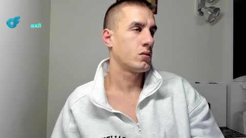 Snapshot of axl_fx chatting on 11-21-25, 12:43 Axl online show from 11-21-25, 12:43