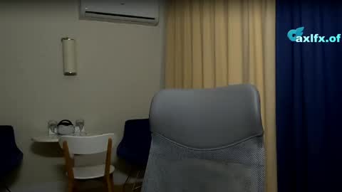 Axl online show from 04-11-26, 08:13