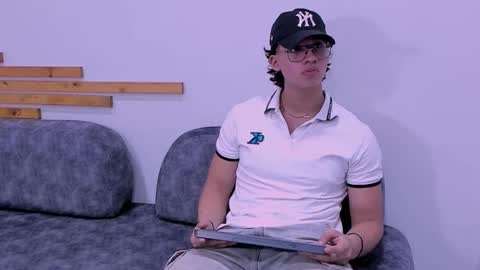 Axxel online show from 03-28-26, 08:52