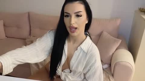 Ayabellle online show from 04-15-26, 09:37