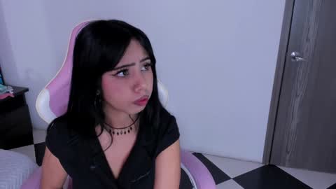 Snapshot of ayamefox chatting on 06-26-26, 02:32 Ayame online show from 06-26-26, 02:32