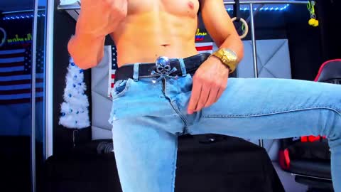 Ayden Miller online show from 12-31-24, 03:34