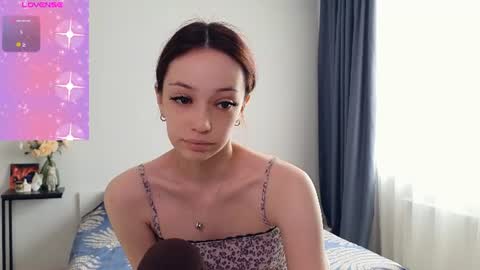 Hailey Wellington online show from 07-08-26, 05:56