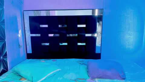 Snapshot of ayheleen_sexygirl3 chatting on 10-31-25, 04:08 Mariana online show from 10-31-25, 04:08