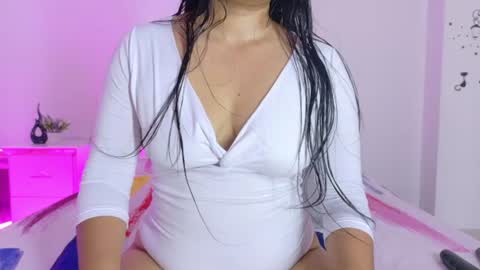 Snapshot of ayheleen_sexygirl3 chatting on 06-19-26, 08:12 Mariana online show from 06-19-26, 08:12