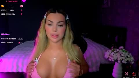  Ayla Demir  online show from 03-27-26, 09:58