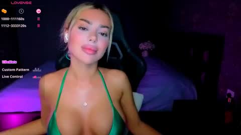  Ayla Demir  online show from 07-20-26, 08:11