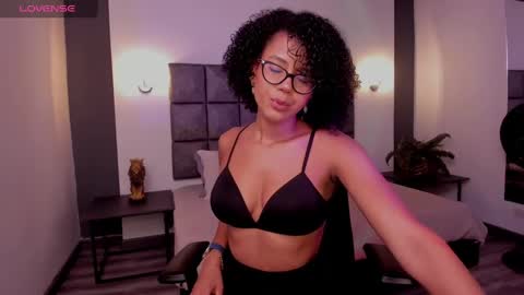 Ayleen online show from 01-25-25, 12:58