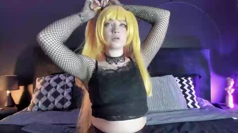 Snapshot of aylen_darkmoor chatting on 02-15-25, 07:39 Aylen online show from 02-15-25, 07:39
