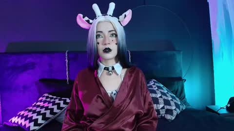 Snapshot of aylen_darkmoor chatting on 10-13-25, 06:41 Aylen online show from 10-13-25, 06:41