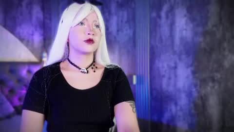 Snapshot of aylen_darkmoor chatting on 07-18-26, 06:23 Aylen online show from 07-18-26, 06:23