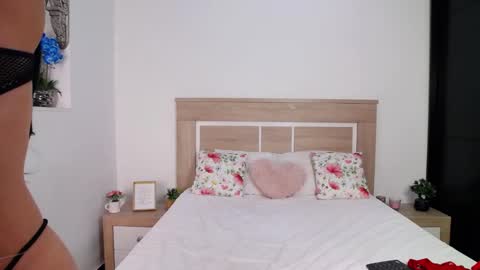 Snapshot of aylin_ross chatting on 09-18-25, 07:05 Aylin Ross online show from 09-18-25, 07:05