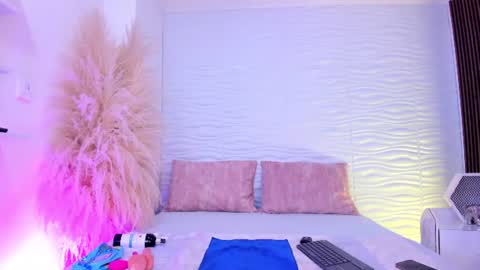 aylinlove_ online show from 06-17-26, 11:56
