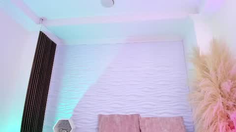 aylinlove_ online show from 06-18-26, 11:47