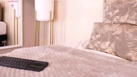 Snapshot of aylinmillerxs chatting on 10-09-25, 09:24 Aylin Millerxs online show from 10-09-25, 09:24