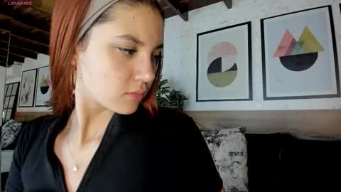 Snapshot of aylinmillerxs chatting on 10-12-25, 12:59 Aylin Millerxs online show from 10-12-25, 12:59