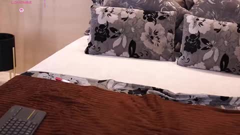 Snapshot of aylinmillerxs chatting on 11-07-25, 11:05 Aylin Millerxs online show from 11-07-25, 11:05