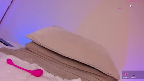 Aylin  online show from 02-23-25, 07:11