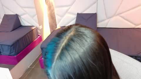 Snapshot of aysel_27 chatting on 10-18-25, 09:59 Aysel online show from 10-18-25, 09:59