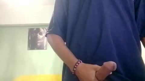 Snapshot of aytara chatting on 10-29-25, 08:10 aytara online show from 10-29-25, 08:10