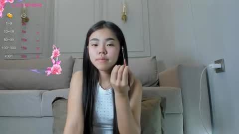 Snapshot of ayumi_rin chatting on 10-30-25, 08:09 Ayumi online show from 10-30-25, 08:09