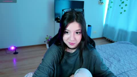 Azaliya online show from 03-18-26, 08:50