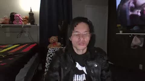 azell19 online show from 01-10-25, 10:46