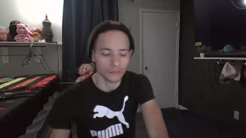 azell19 online show from 01-11-25, 02:09