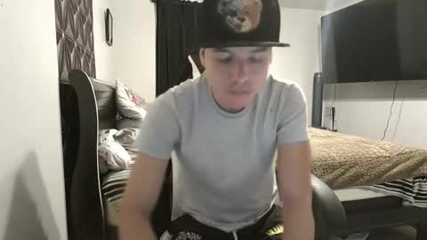 azell19 online show from 01-19-26, 01:09