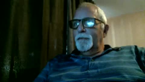 Snapshot of azjohnny chatting on 11-17-25, 06:03 azjohnny online show from 11-17-25, 06:03