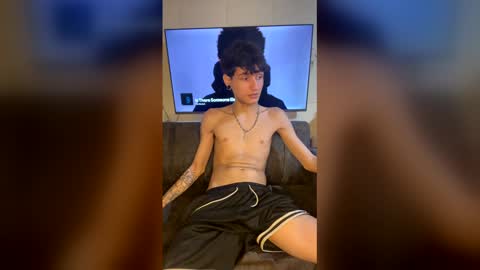 Snapshot of aztecroz chatting on 06-11-26, 06:22 aztecroz online show from 06-11-26, 06:22