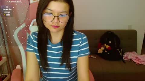 Azu  online show from 05-06-26, 11:54