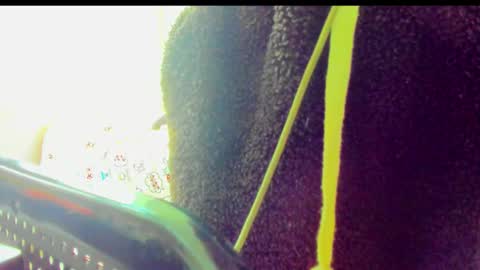 Snapshot of azu_moure chatting on 01-07-26, 06:21 Azu Moure online show from 01-07-26, 06:21