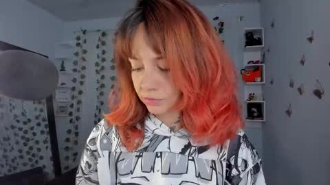 azumi saan online show from 10-14-25, 02:01