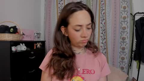 azumi saan online show from 05-12-26, 02:08